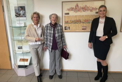 Hans Meinke: Ausstellung zum Haus der Begegnung im Königsteiner Rathaus eröffnet