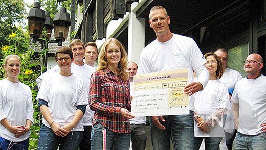 Einmal Mehr Alcoa Fastening Als Ehrenamtlicher Helfer In Kelkheim