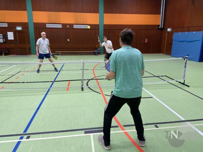 Check spelling or type a new query. Pickleball Schläger . Pickleball Neues Angebot Bei Der Tg Bad Soden Taunus Nachrichten